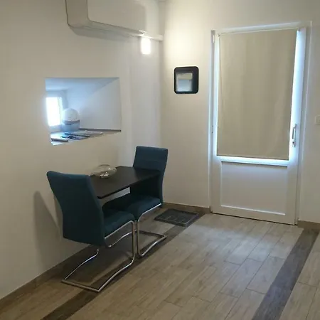Apartma Grosek *